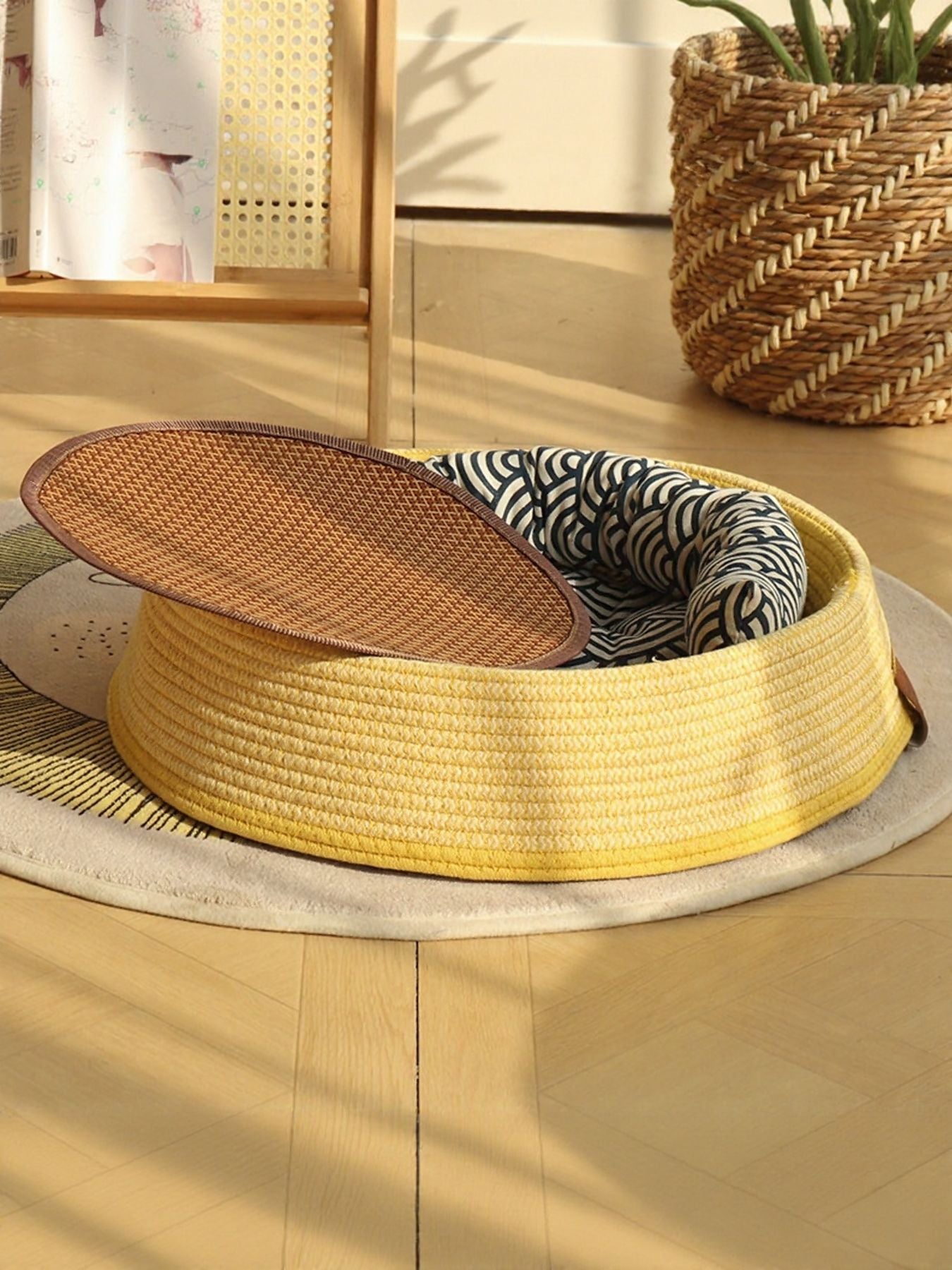 Woven Rattan Pet Nest by Trendsi